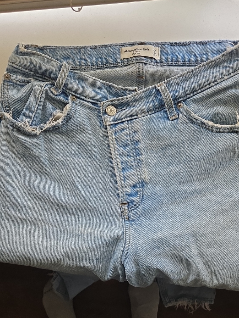 Abercrombie & Fitch Light Wash High-Rise Women's Jeans